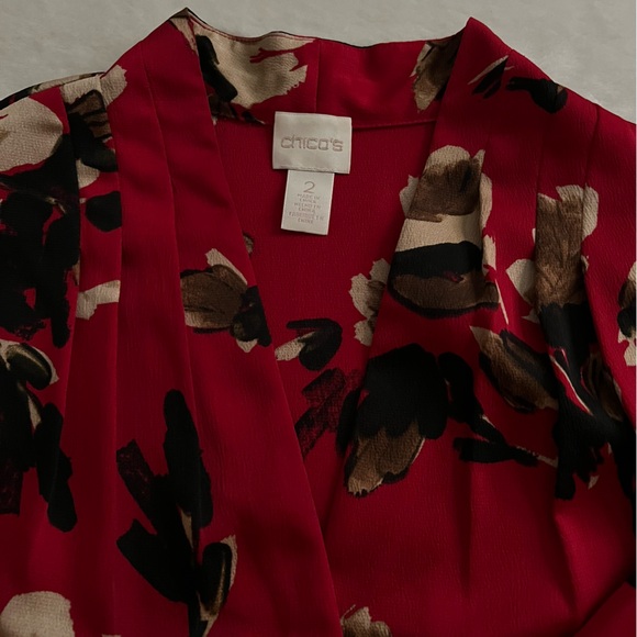 Chico's Burgundy Floral V Neck Blouse, Size 2/12 - Picture 11 of 16